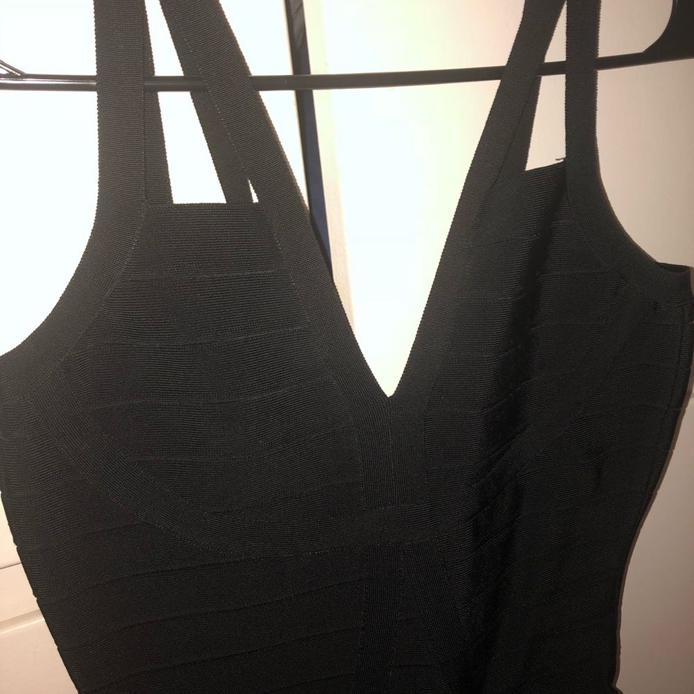 Little black dress - Picture 3 of 4